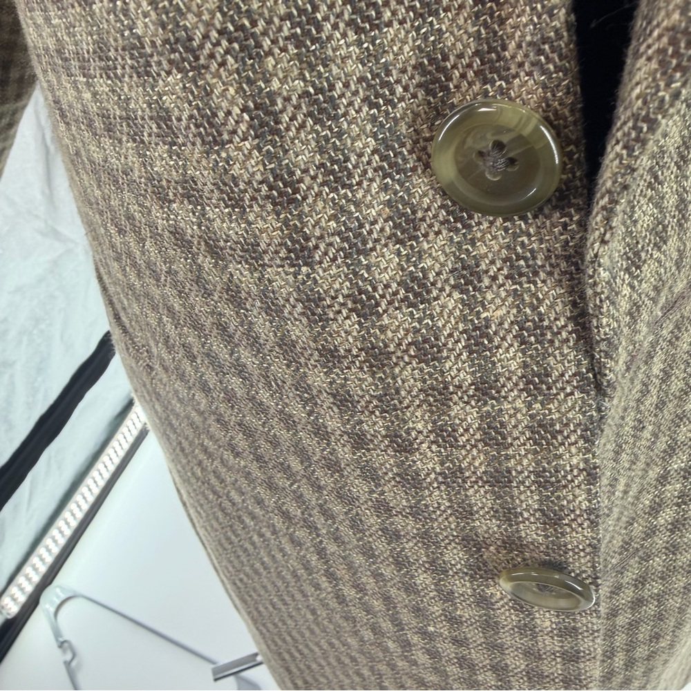 Perry Ellis Tan Checkered Blazer - Picture 4 of 15